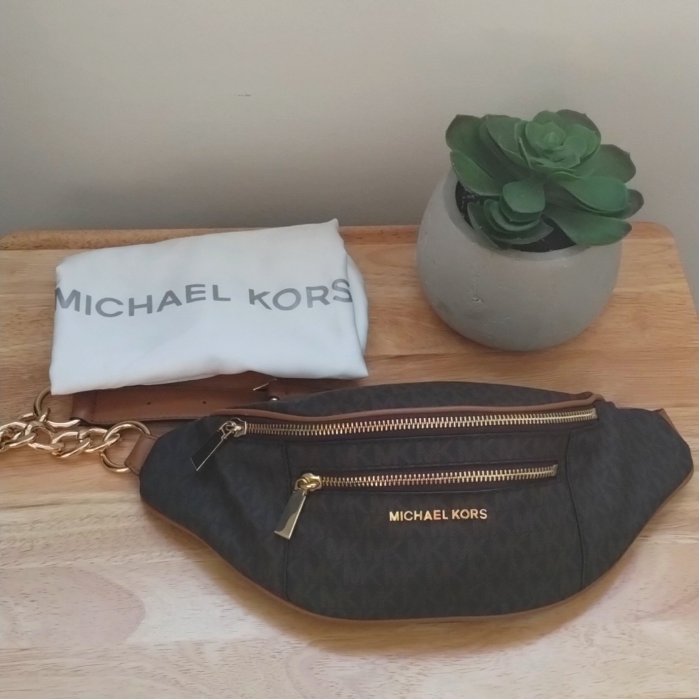MICHAEL Michael Kors Mott Medium Waistpack